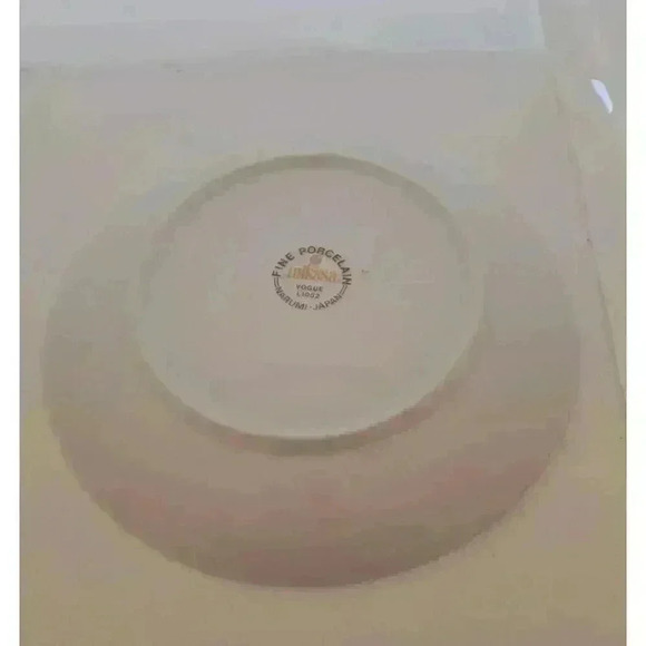 Mikasa Vogue L1052   7 1/2" salad dessert plate Pink & Lavender Tulips  China - Picture 3 of 3